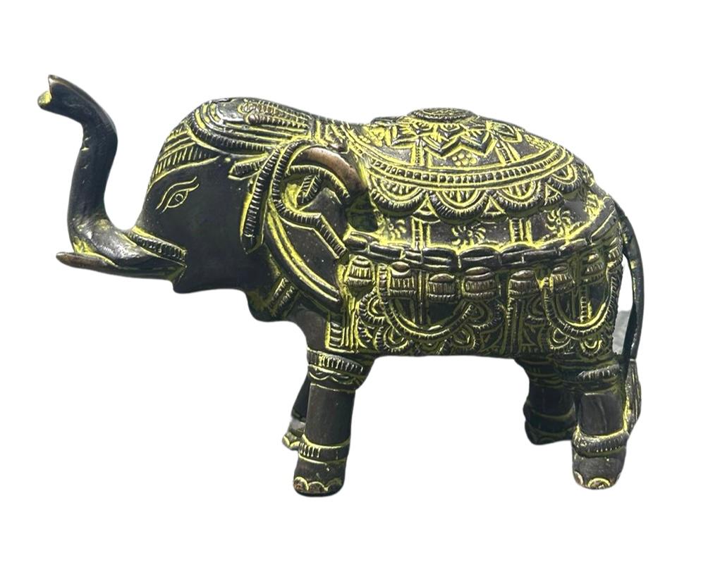 [[Small brass elephant statue///Petite statue d'éléphant en laiton