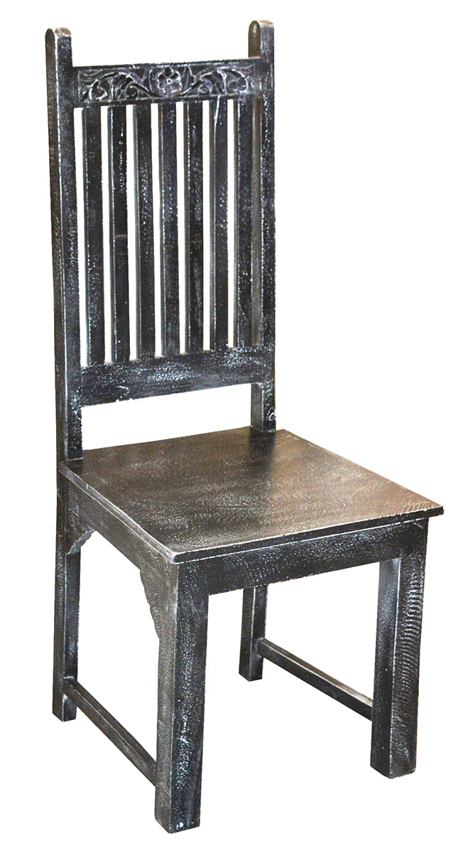  CHAIRS // Chaises