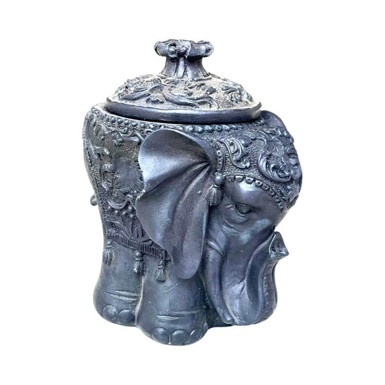 [[Black resin elephant box///Boite en éléphant en résine noire]]