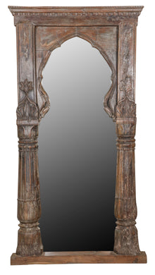  [[Antique Indian door frame with a mirror///Cadre de porte indien ancien avec miroir]]