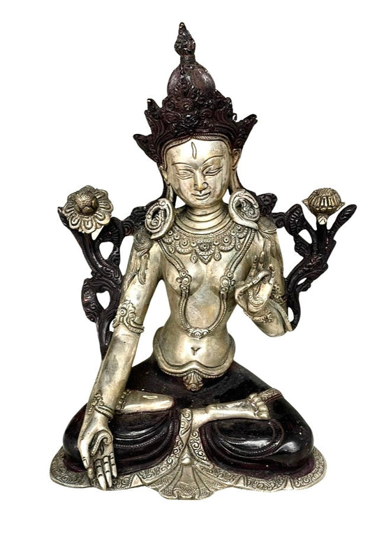 [[Black and silver brass Tara statue///Statue de Tara en cuivre noir et argent]]