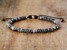  [[Adjustable natural grey agate bracelet///Bracelet réglable en agate grise naturelle]]