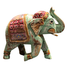  [[Vintage turquoise elephant statue///Vieille statue d'éléphant turquoise]]