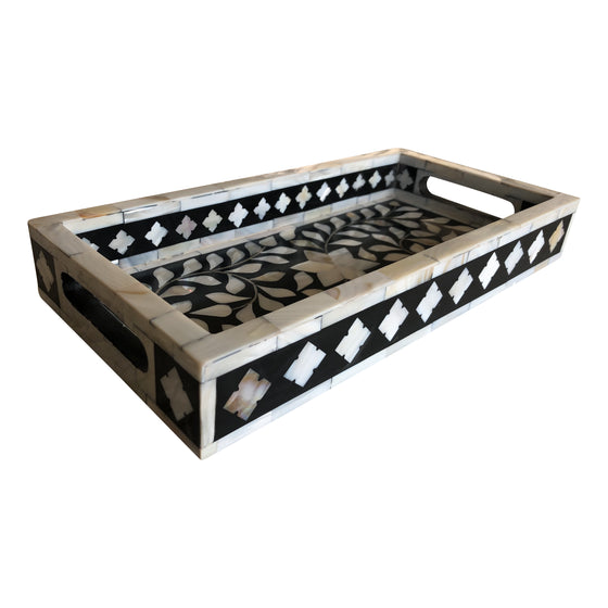 [[Small mother of pearl inlay tray//Petit plateau en nacre]]