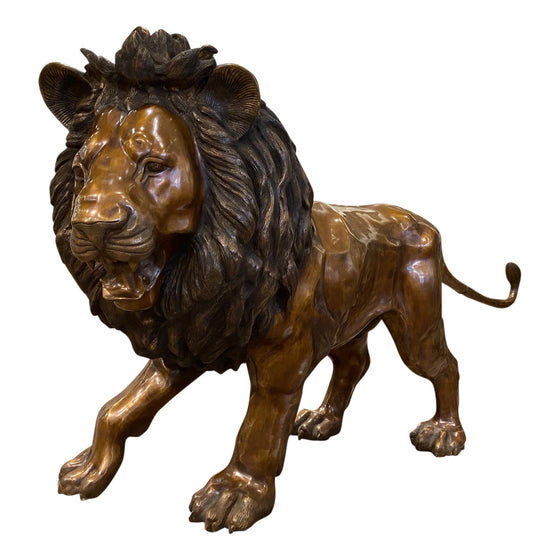 [[Live size brass lion///Lion en laiton grandeur nature]]