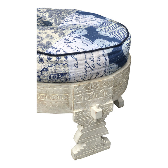 [[Chakki grinder stool///Tabouret grinder chakki]]