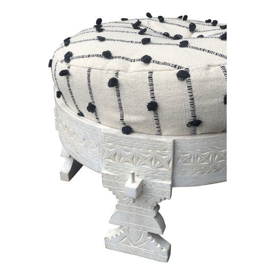 [[Chakki grinder stool///Tabouret grinder chakki]]