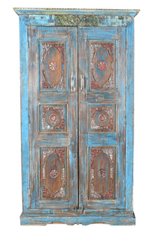  [[Sky blue cabinet with old Indian door///Armoire bleu ciel avec porte indienne ancienne]]
