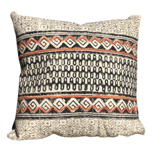  [[Hand block printed cushion with embroidery///Coussin imprimé à la main avec broderie]]