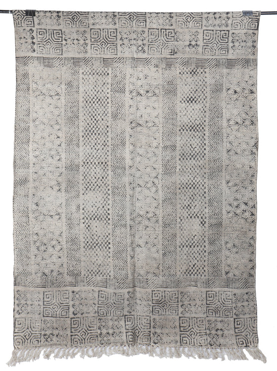 [[Hand block printed rug and throw blanket///Tapis imprimé à la main en bloc et couverture]]