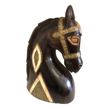  [[Wooden horse head sculpture with brass and bone decoration///Sculpture de tête de cheval en bois avec décoration en laiton et en os]]