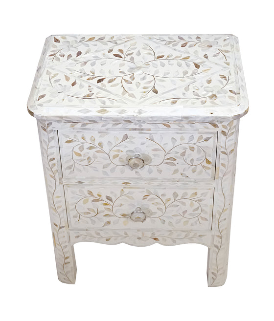 Mother of pearl bed side//Table de chevet en nacre