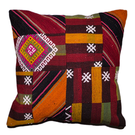 [[Turkish kilim cushion 20" x 20"///Coussins kilim turques : 20" x 20"]]