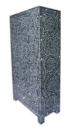 [[Black mother of pearl cabinet///Cabinet en nacre noir]]
