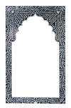 [[Mother of pearl frame with arch///Cadre en forme d'arche en nacre]]