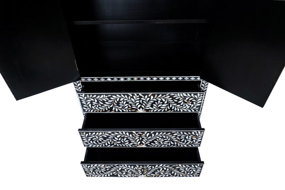 [[Mother of pearl inlay cabinet with 3 drawers///Cabinet incrusté en nacre à 3 tiroirs]]
