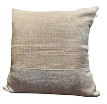  [[Square cushion: "light mint"///Coussin carré : "light mint"]]