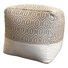  [[Small pouf : "hexagon"///Petit pouf :  "hexagon"]]