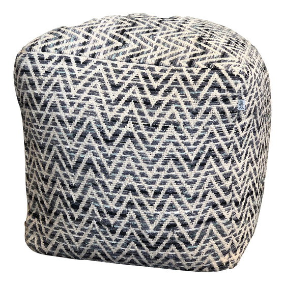 [[Small pouf : "dusk"///Petit pouf : "dusk"]]