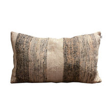  [[Rectangular cushion: "bark"///Coussin rectangulaire : "bark"]]