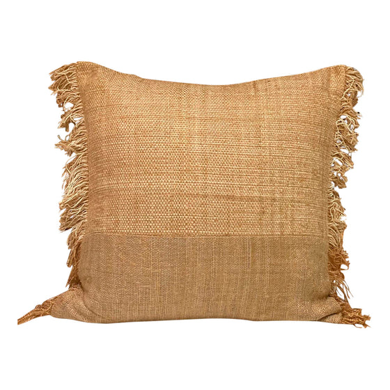 [[Square cushion: "camel"///Coussin carré : "camel"]]