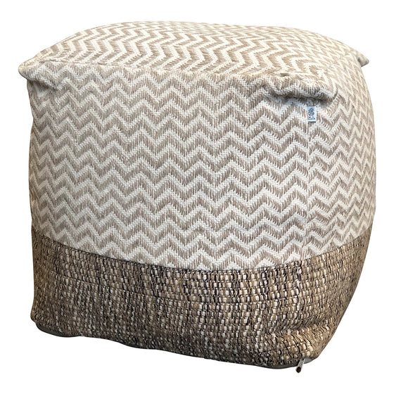 [[Small pouf : "wave"///Petit pouf : "wave"]]