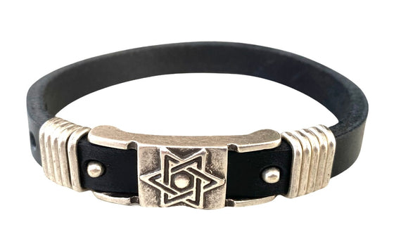 [[Black leather bracelet with a silver plated star of David symbol///Bracelet en cuir noir avec un symbole de l'étoile de David en métal argenté]]