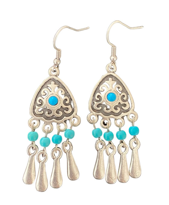 [[Silver plated earring///Boucle d'oreille en plaqué argent]]