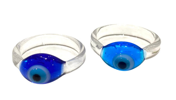 [[Evil eye glass ring///Bague en verre mauvais oeil]]