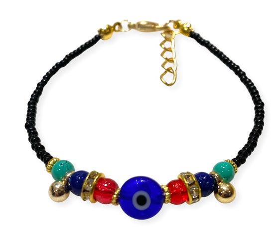 [[Evil eye bead bracelet///Bracelet de perles avec mauvais œil]]