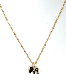  [[Elephant necklace///Collier éléphant]]