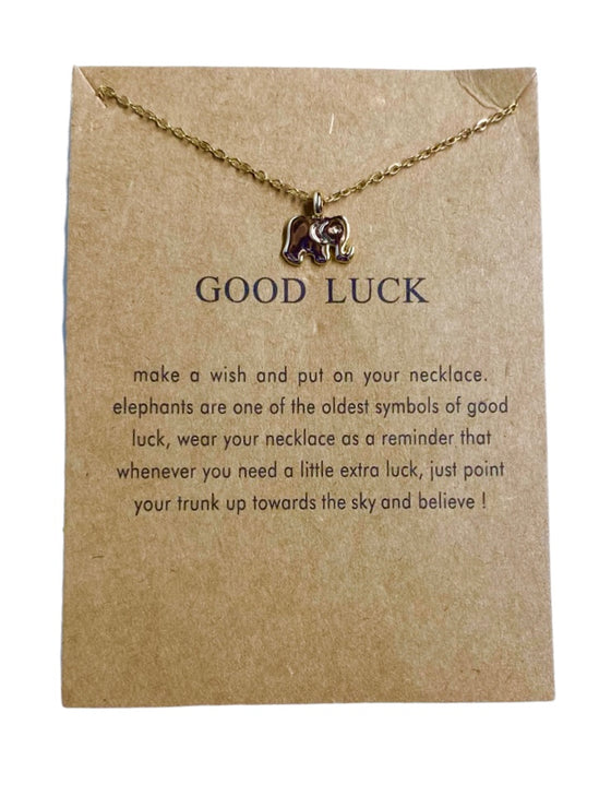 [[Elephant necklace///Collier éléphant]]