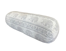 [[Elephant : Bolster cushion///Eléphant : Coussin de traversin]]
