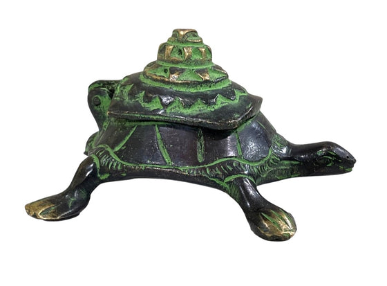 [[Brass turtle for storing ink///Tortue en laiton pour stocker l'encre]]