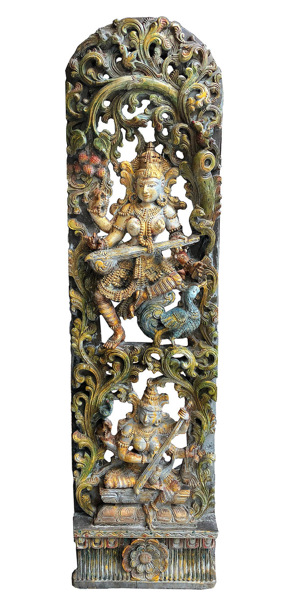 [[Hand carved Sarasvati panel///Panneau Sarasvati sculpté à la main]]
