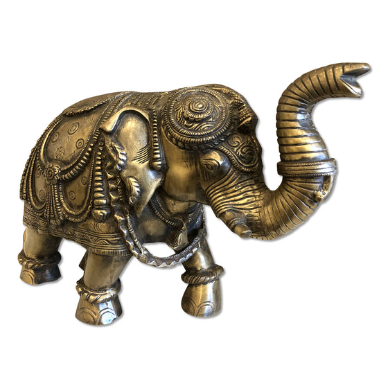 [[Vintage brass elephant///Vieux éléphant en laiton]]