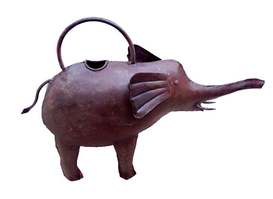 Rustic Elephant Watering Can//Arrosoir Rustique en Forme d'Éléphant