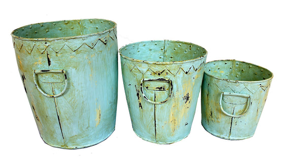 Colourful Iron Pot//Pot en Fer Coloré