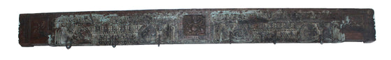 [[Old teak panel with hooks///Ancien panneau en teck avec crochets]]
