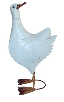  [[Whitewashed metal duck///Canard en métal blanchi à la chaux]]