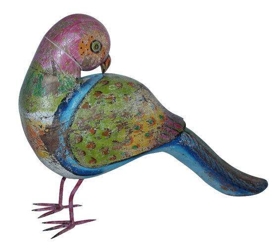 [[Colorful wooden parrot sculpture///Sculpture colorée de perroquet en bois]]