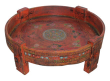  [[Hand painted chakki grinder table///Table à broyer peinte à la main]]