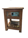 [[Reclaimed wood side table///Table d'appoint en bois recyclé]]