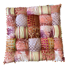  [[Coral square floor cushion///Coussin de sol carré corail]]