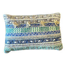 [[Cotton cushion with embroidery///Coussin en cotton avec broderie]]