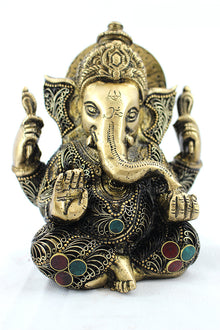  [[Filigran decorated brass Ganesh statue///Statue de Ganesh en laiton décorée de filigranes]]