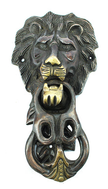  [[Lion brass door knocker///Heurtoir de porte en laiton en forme de lion]]