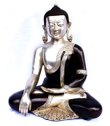  [[Black silver brass Buddha statue///Statue de Bouddha en cuivre noir et argent]]
