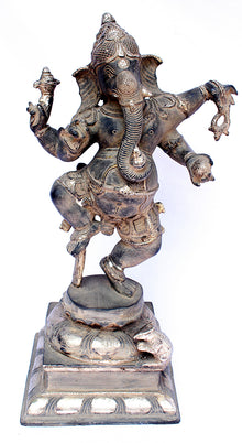  [[Antique gray and silver brass Ganesha statue///Statue de Ganesha en laiton gris et argent antique]]