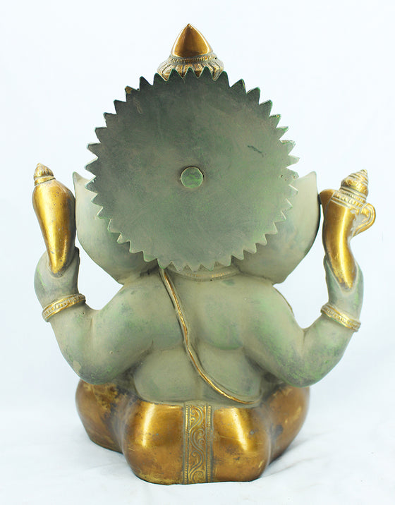 [[Vintage green and gold brass Ganesh statue///Statue de Ganesh en laiton vert et or vintage]]